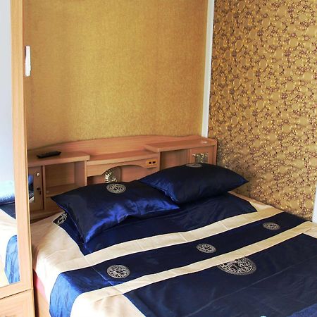 Jomtien Good Luck Apartment Luaran gambar