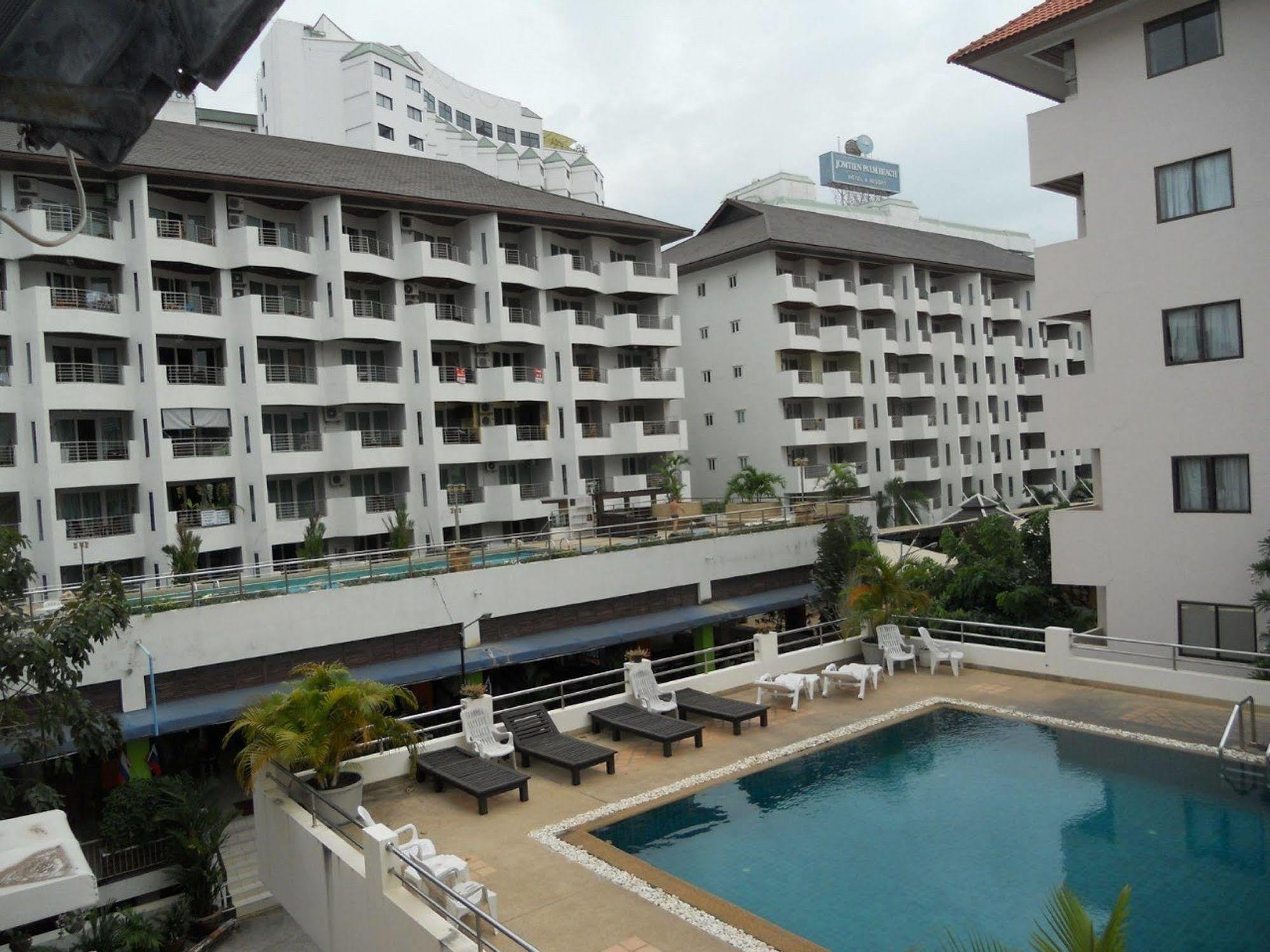 Jomtien Good Luck Apartment Luaran gambar